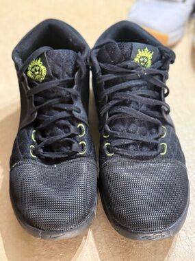 Nike Lebron Witness 8 size 11